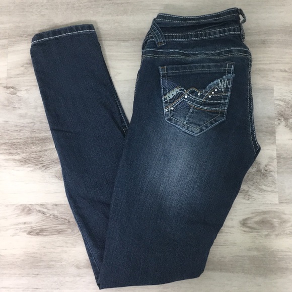 Wallflower Denim - Wallflower Lucious Curvy Skinny Jeans